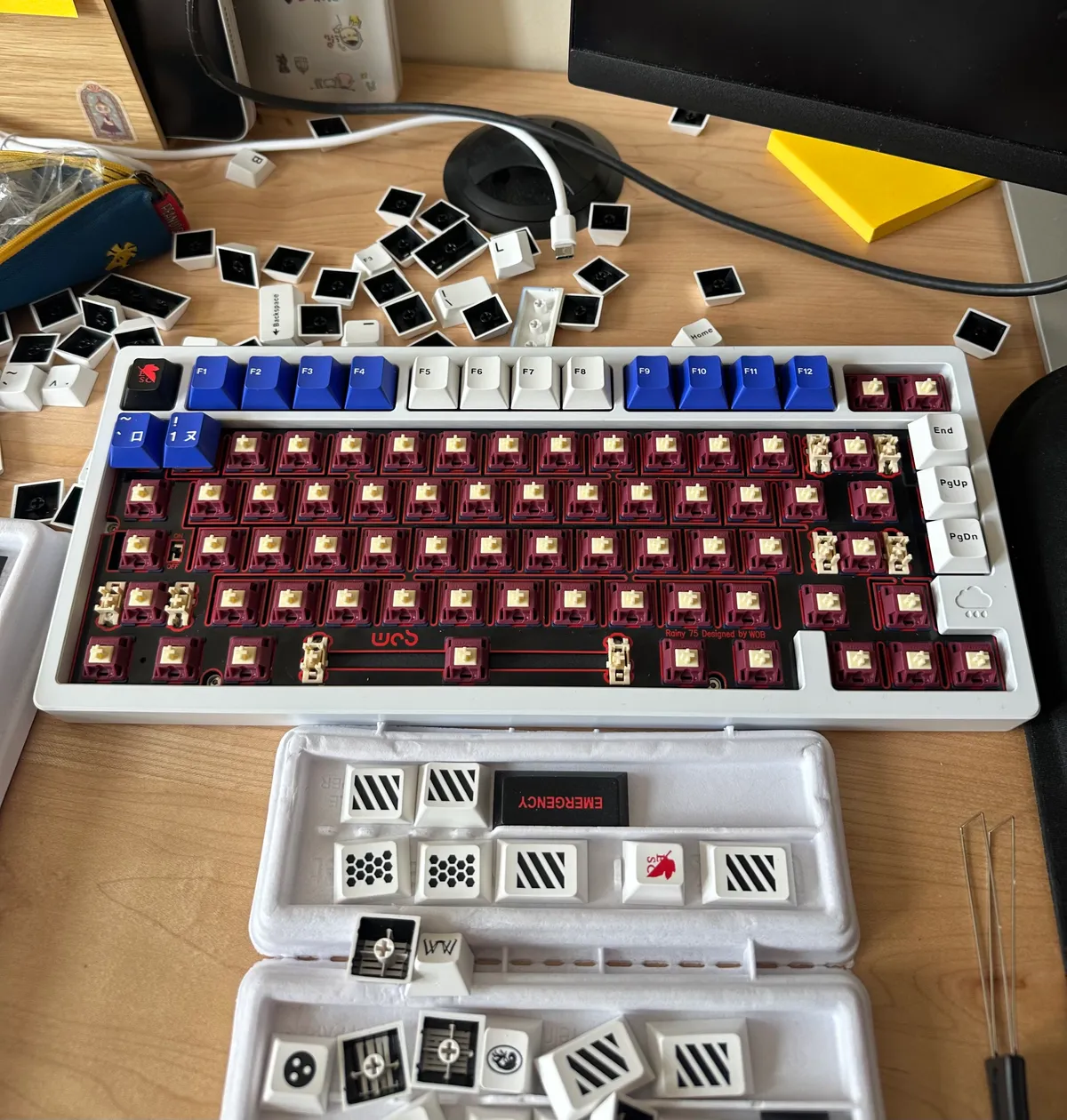 A naked keyboard 🫣
