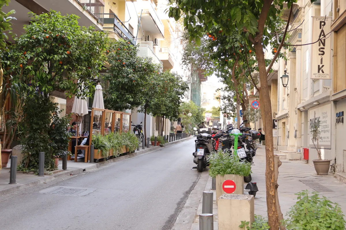 Oranges, cafes, and boutiques in Monastiraki